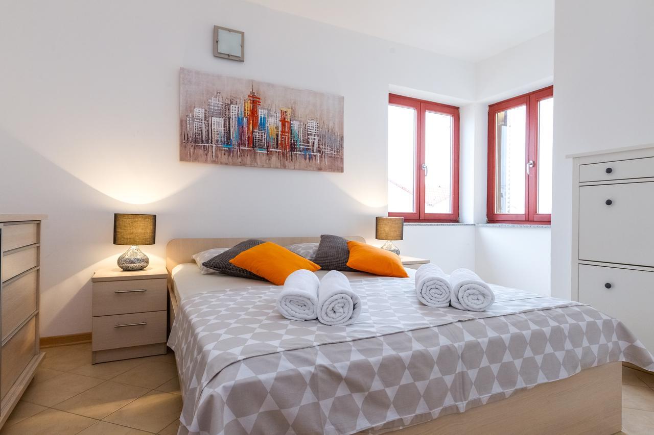Maru Apartments Novalja Luaran gambar